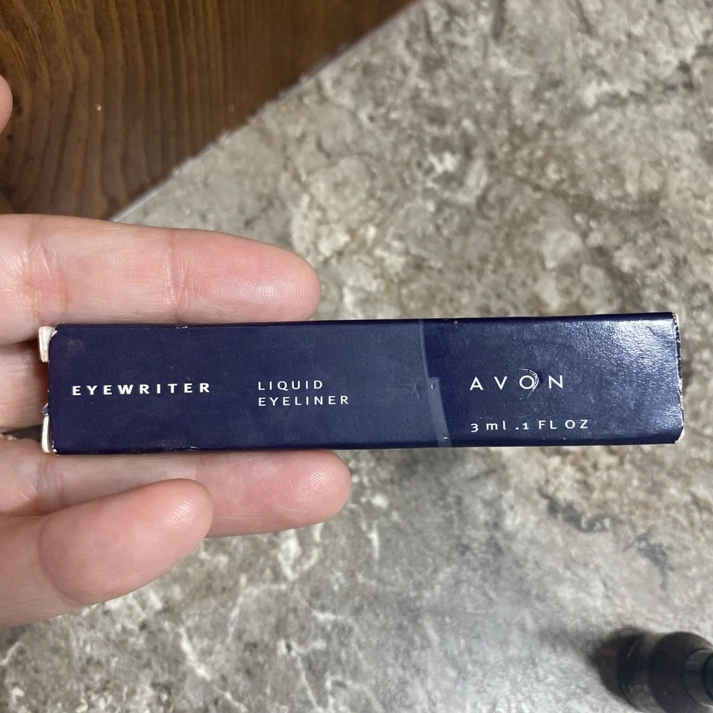 Avon‎ Eyewriter Liquid Eyeliner Plum Pizzazz Shimmer Purple New